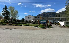 Holiday Beach Resort Motel Okanagan Falls Canada